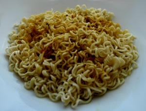Day 26 lunch: curry instant noodles x 2