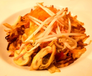 Day 27 Supper: Shallow-fried potato/onion with mushrooms, ham, carrot and beansprouts